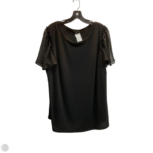 Top Short Sleeve By Adrianna Papell In Black, Size: 1x