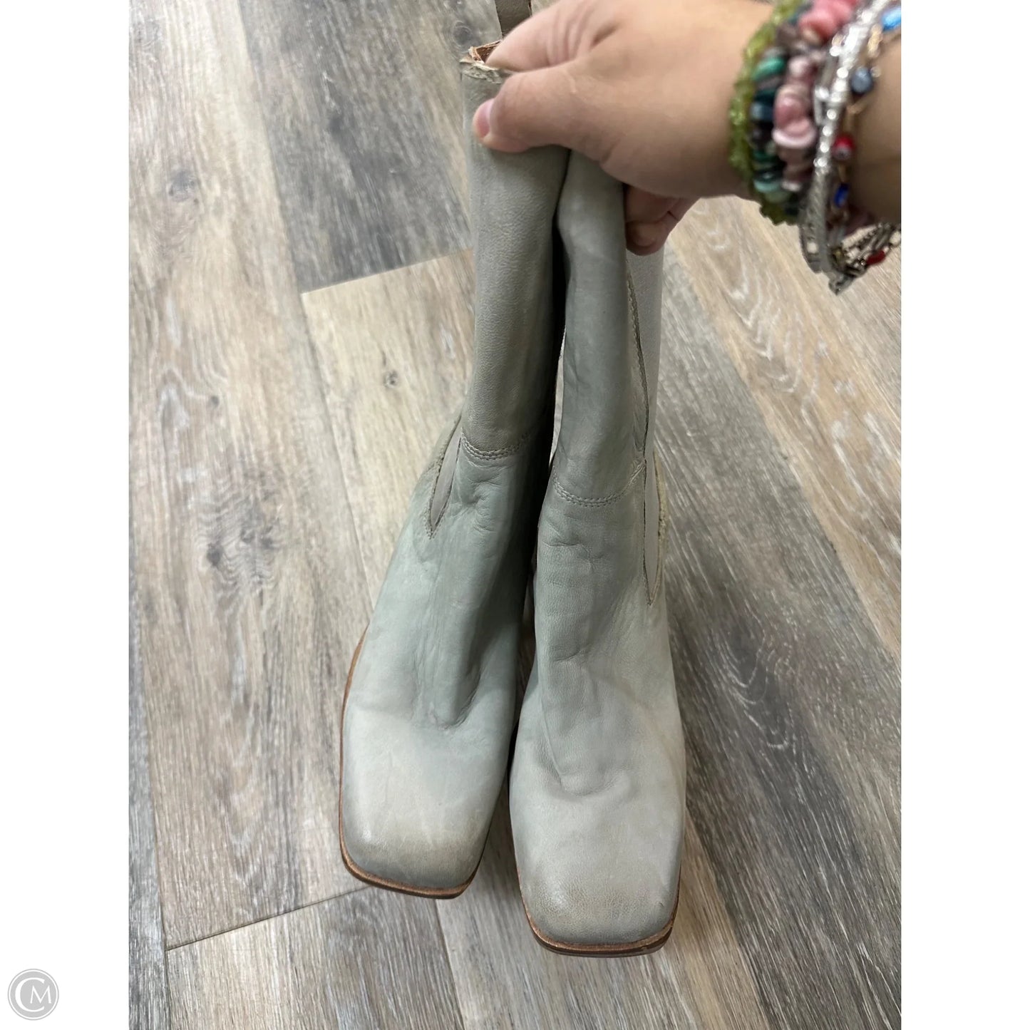 Boots Ankle Heels By Diba In Green, Size: 9.5