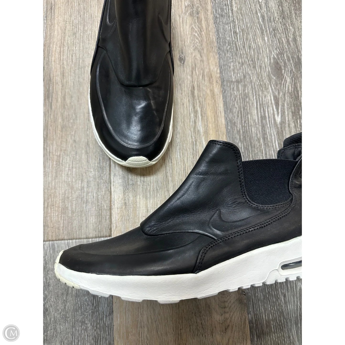 Shoes Athletic By Nike In Black, Size: 9