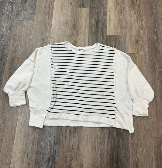 Top Long Sleeve By Bucket List In White, Size: L