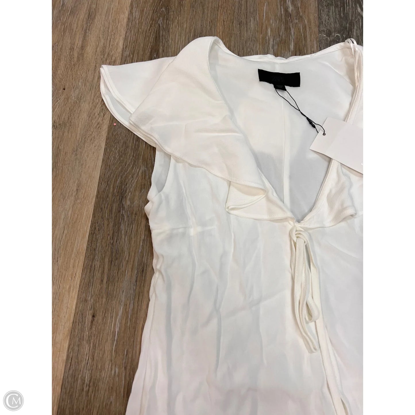 Dress Casual Short By Zara In White, Size: M