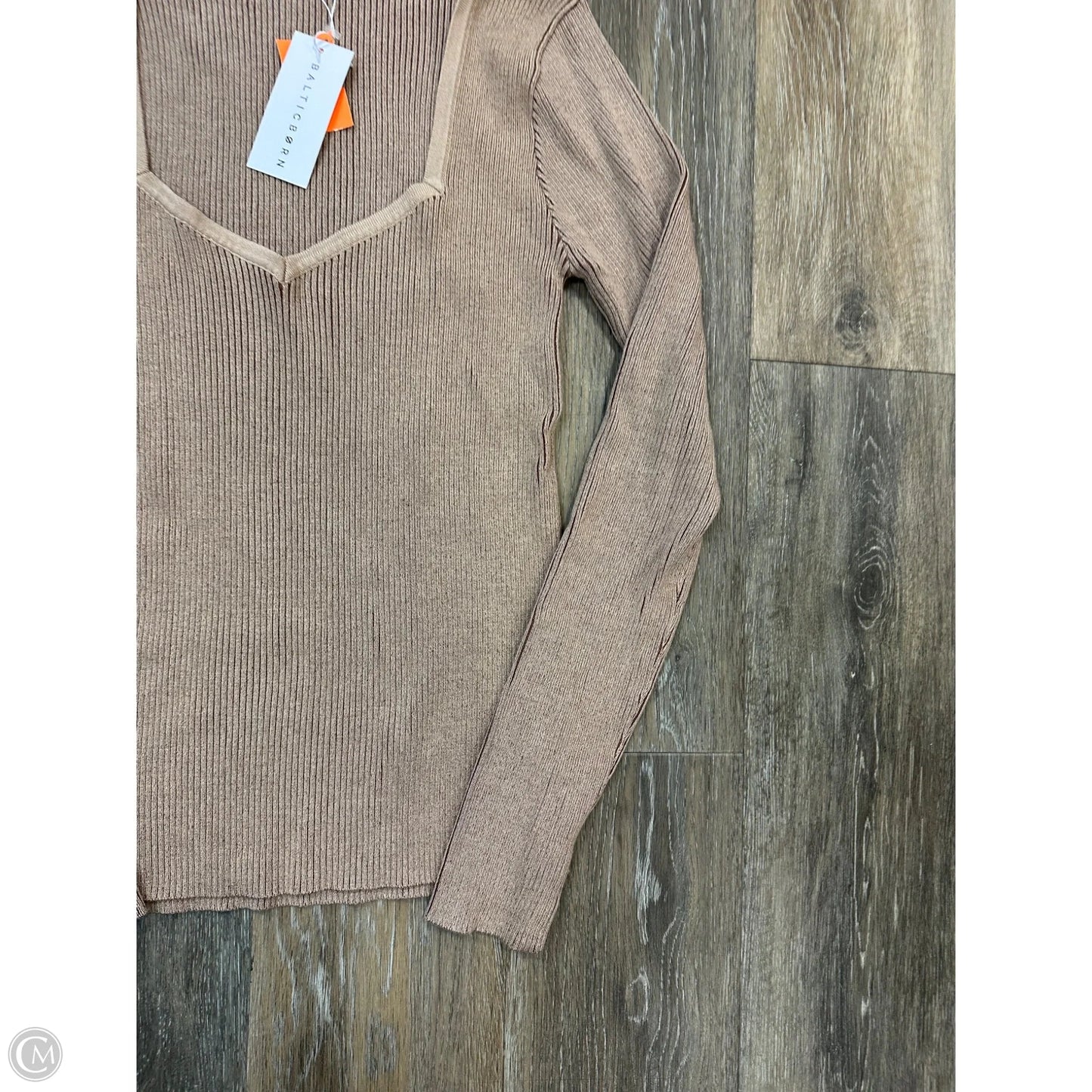 Top Long Sleeve By Baltic Born In Tan, Size: M