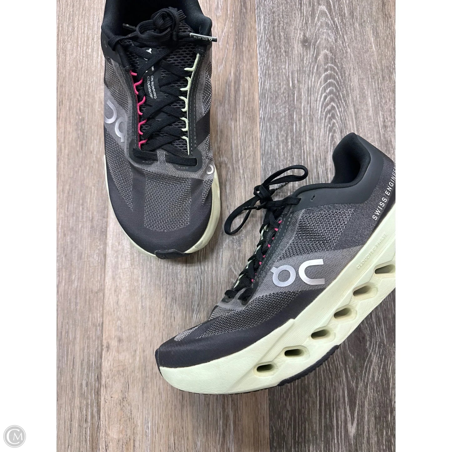 Shoes Athletic By On Cloud In Black & Green, Size: 8