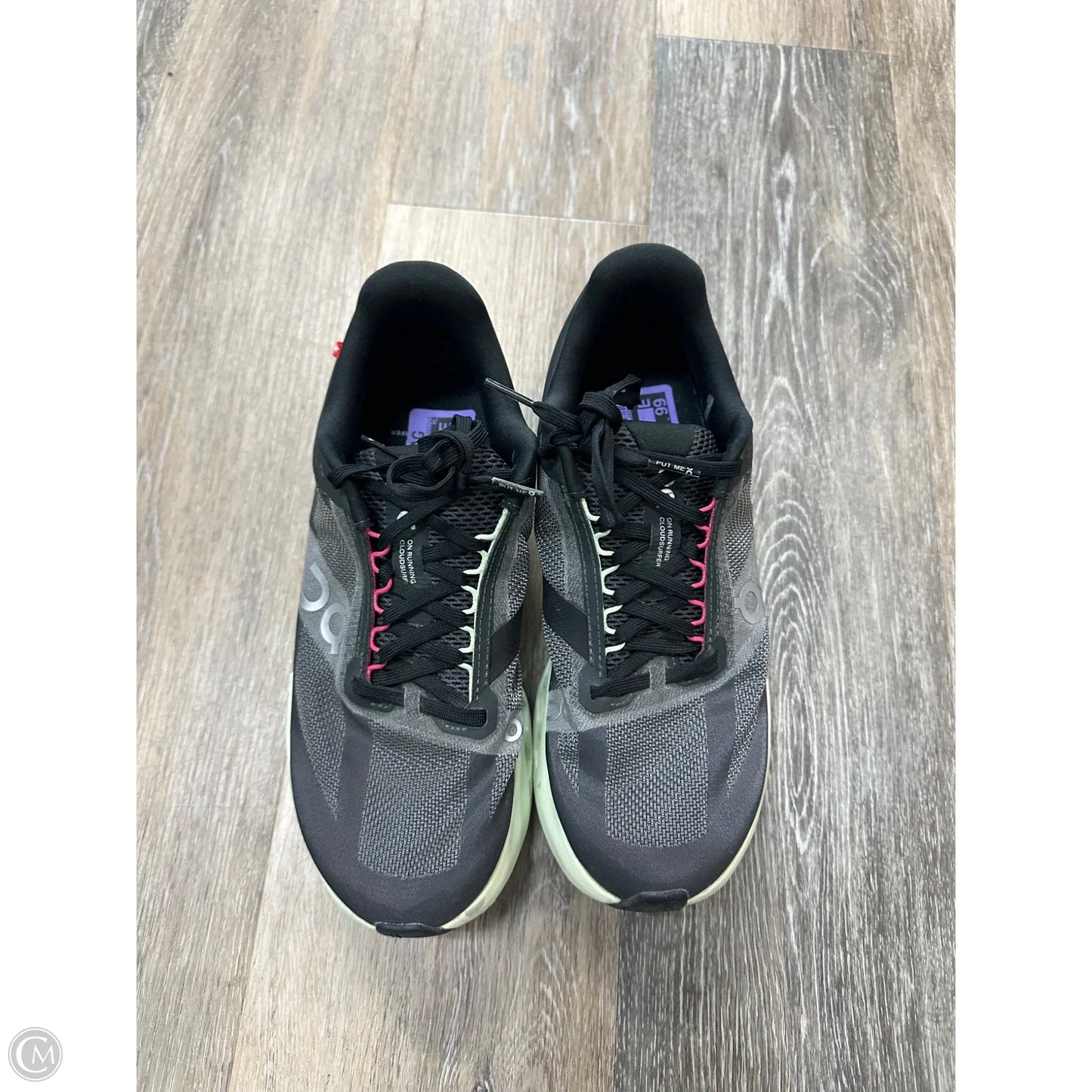 Shoes Athletic By On Cloud In Black & Green, Size: 8