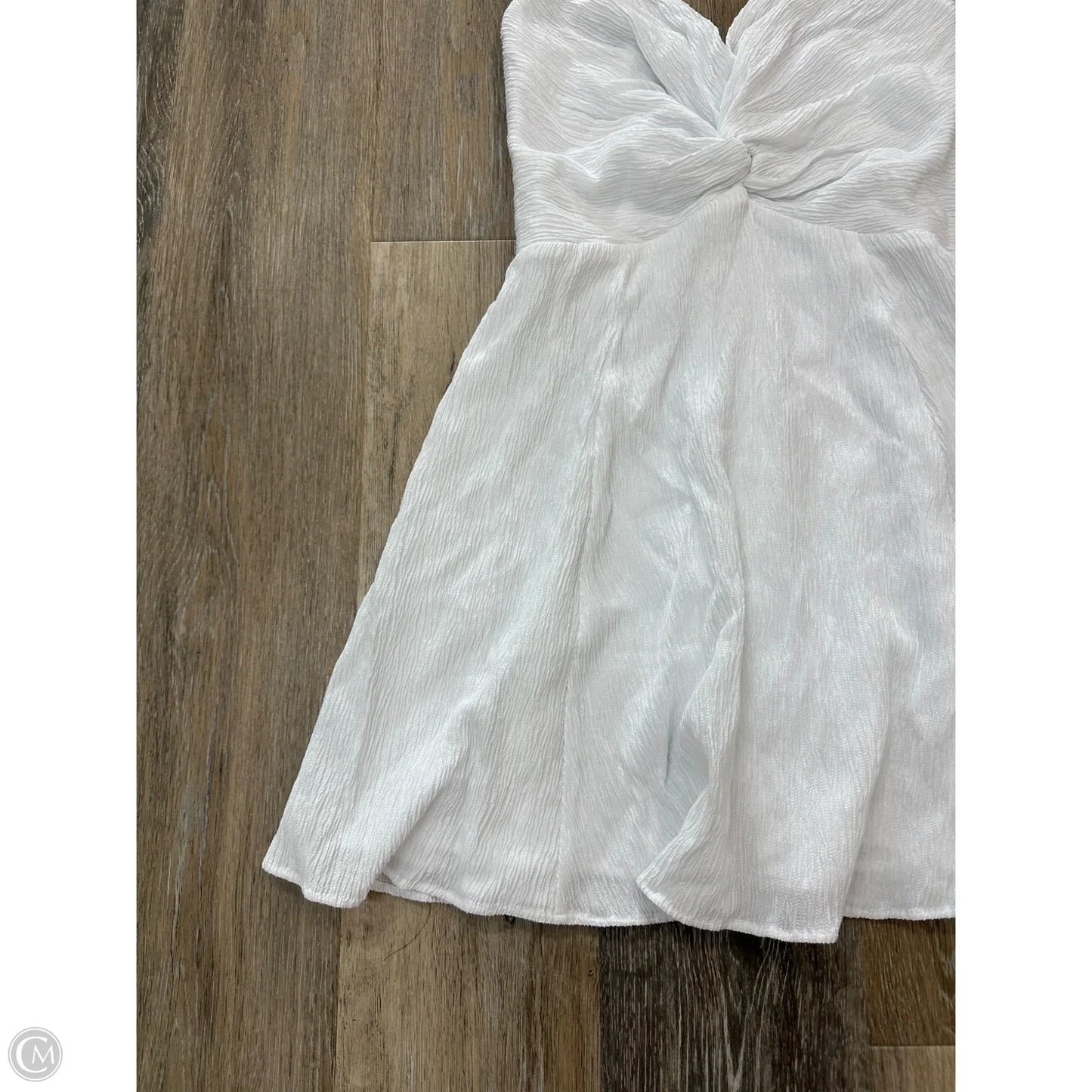 Dress Casual Short By Abercrombie And Fitch In White, Size: S