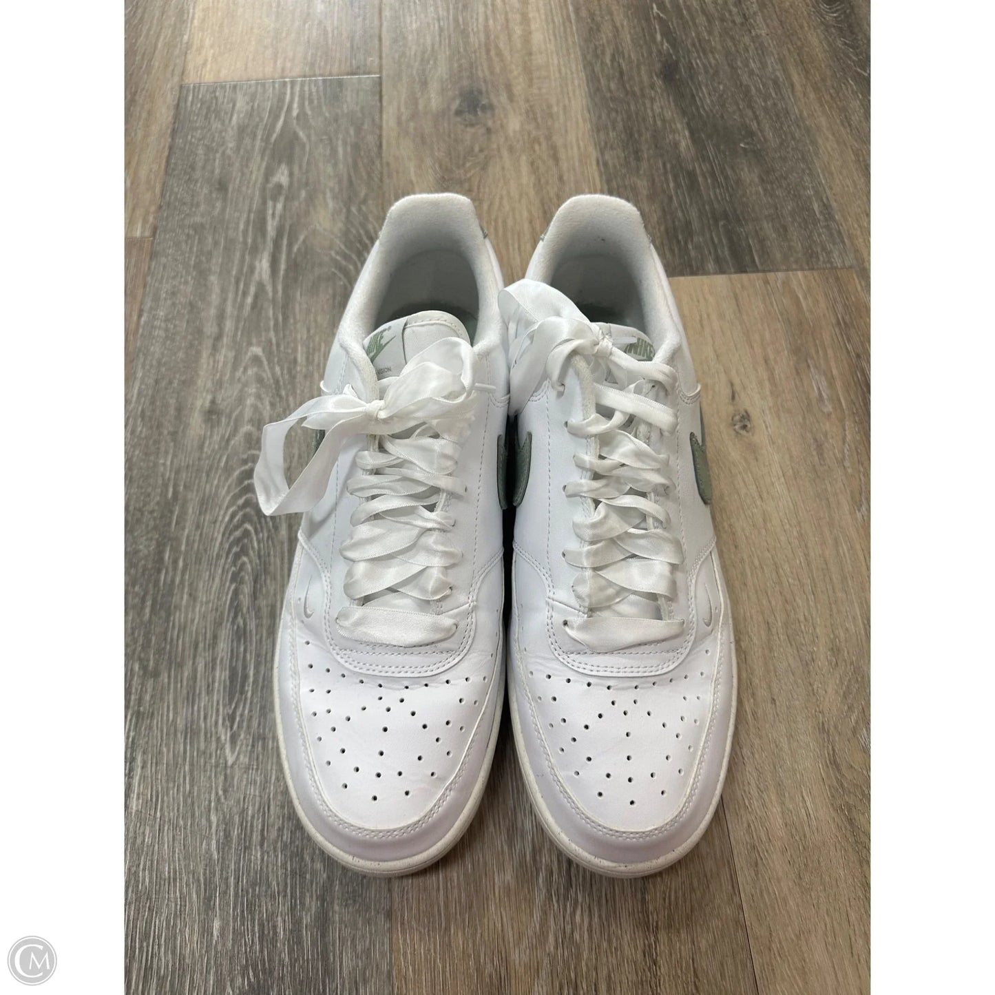 Shoes Athletic By Nike In White, Size: 12