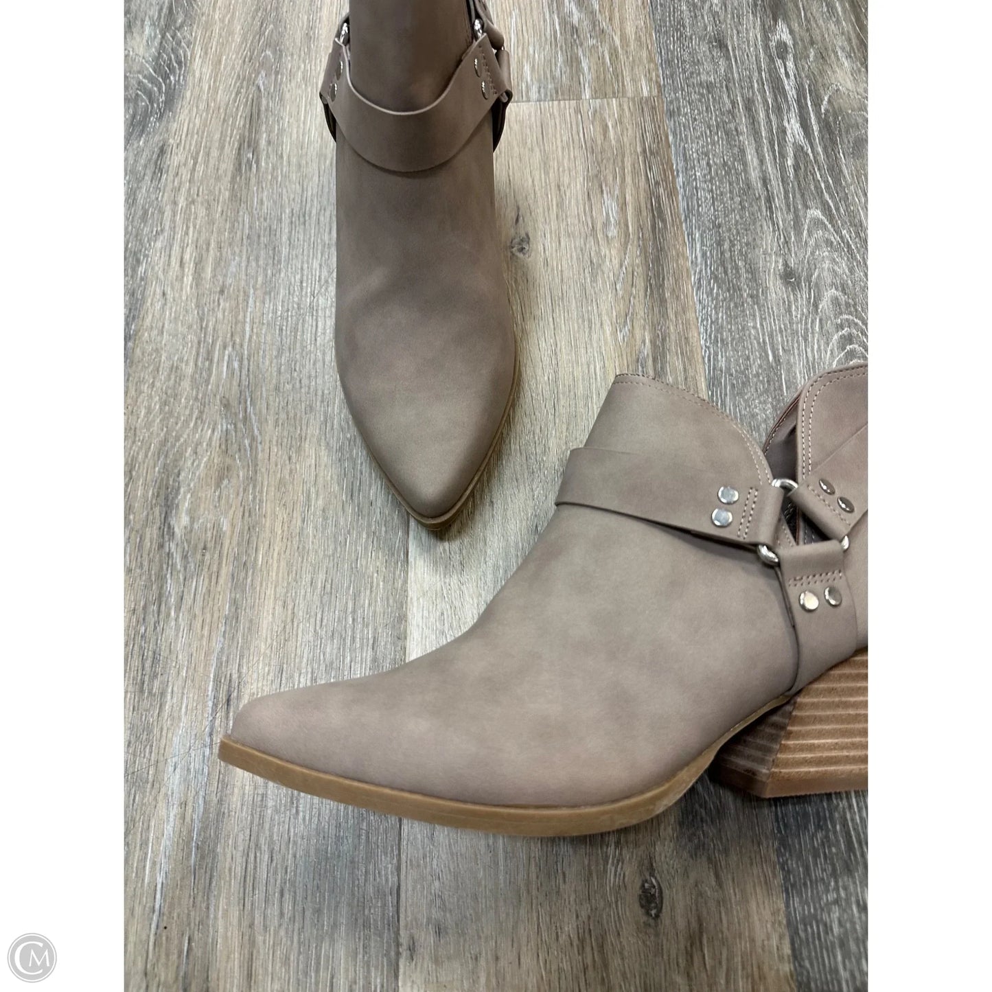 Boots Ankle Heels By Dolce Vita In Tan, Size: 10
