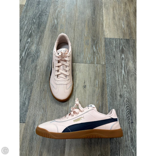 Shoes Sneakers By Puma In Pink, Size: 8.5