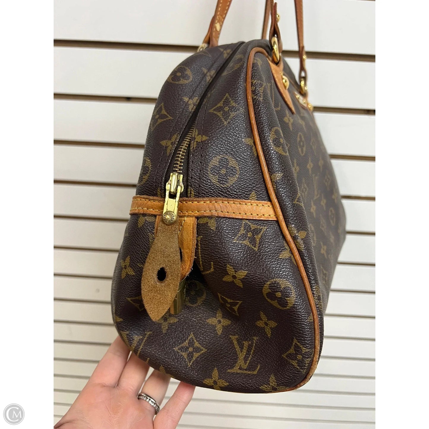 Handbag Luxury Designer By Louis Vuitton, Size: Large