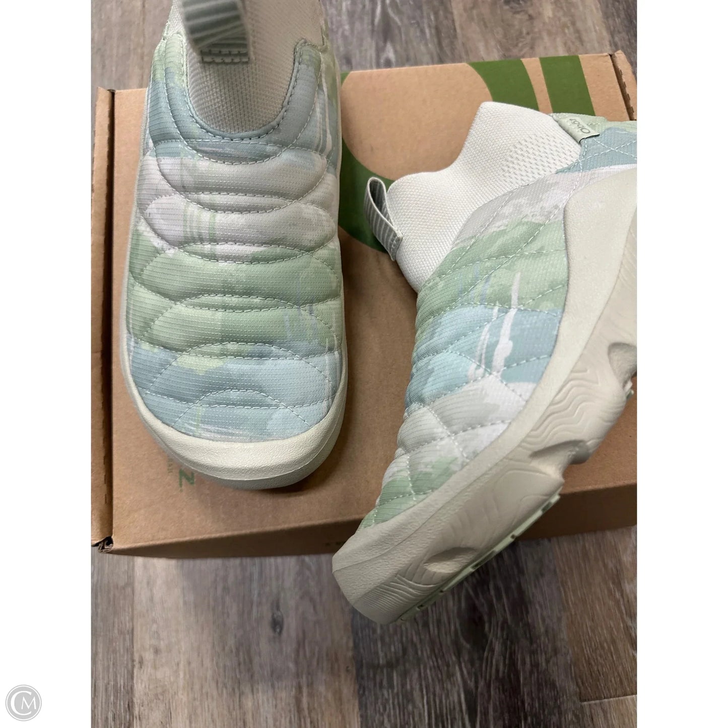 Shoes Athletic By Oboz In White, Size: 11