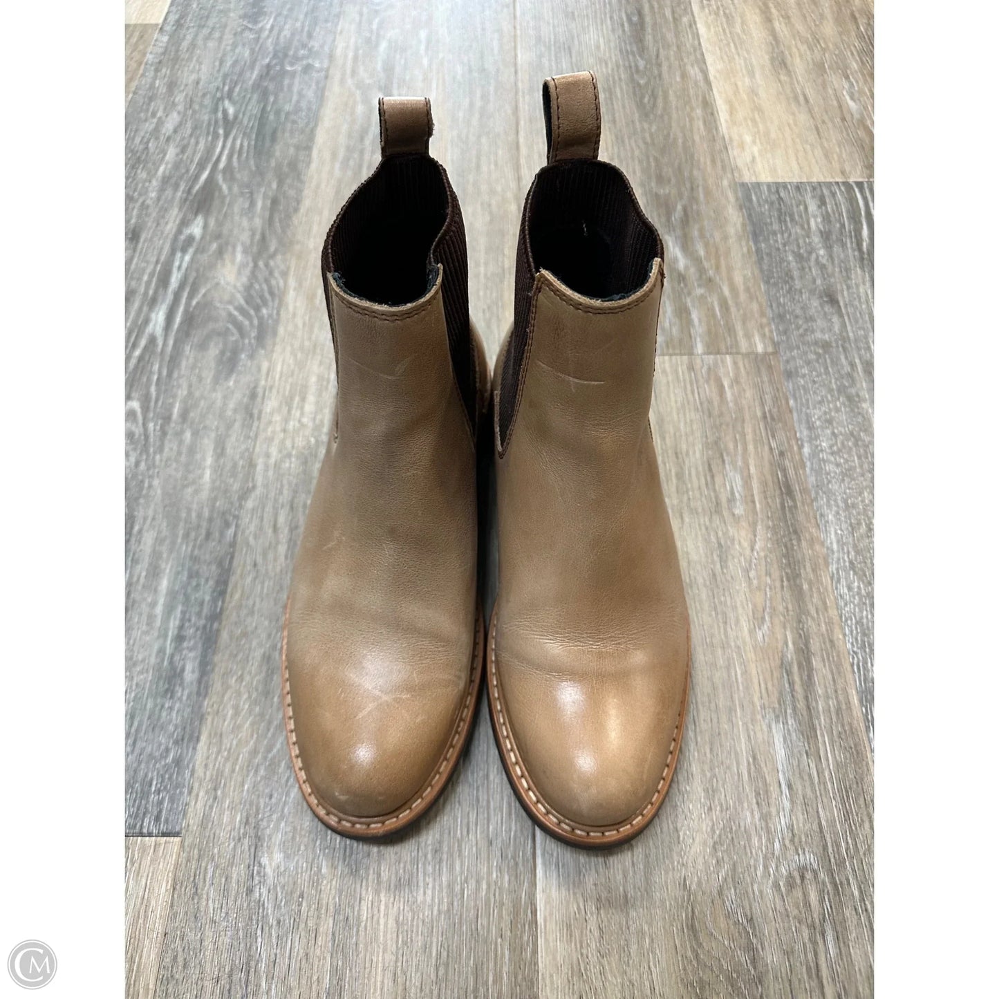 Boots Ankle Flats By Nisolo In Tan, Size: 6