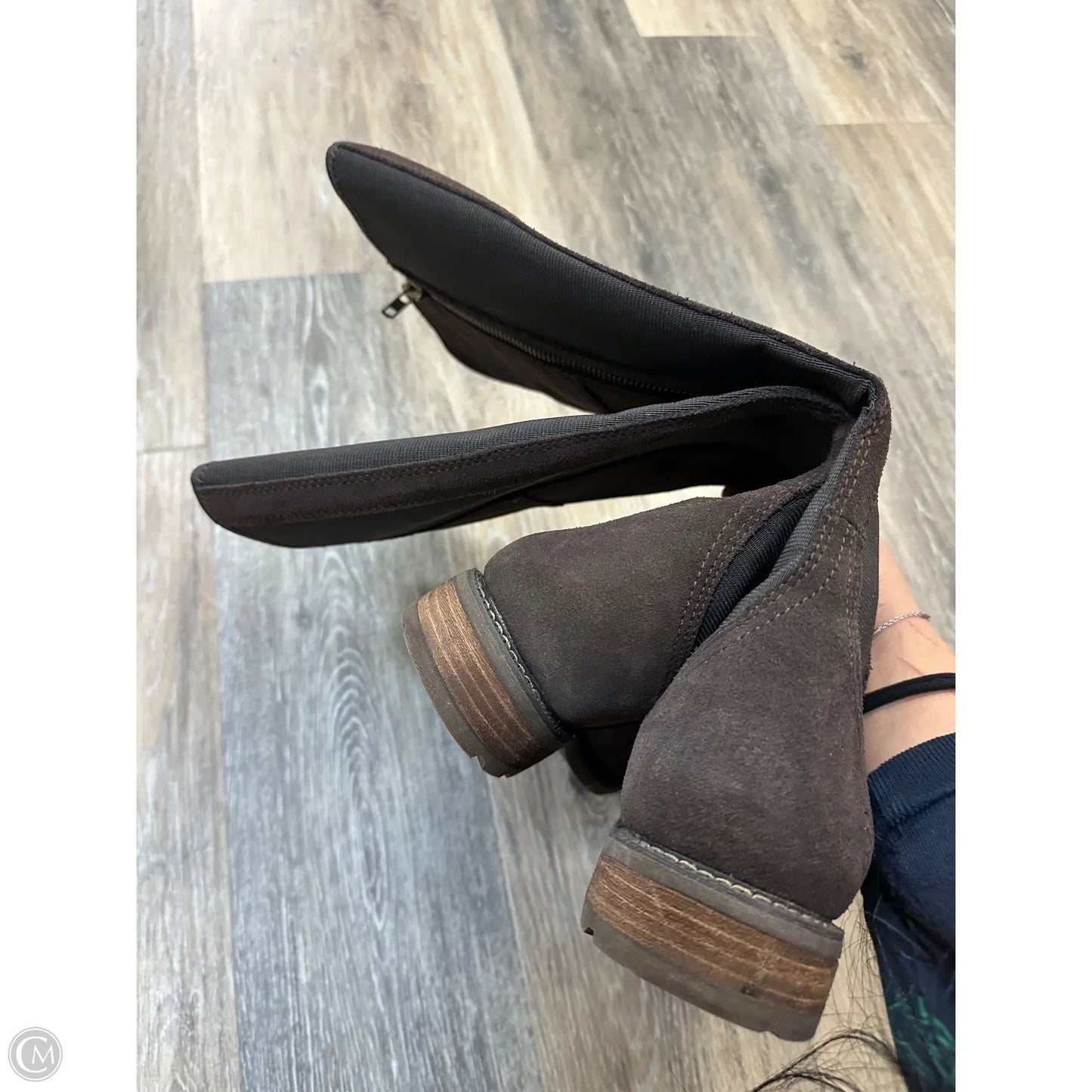 -Boots Knee Flats By Ariat In Brown, Size: 9