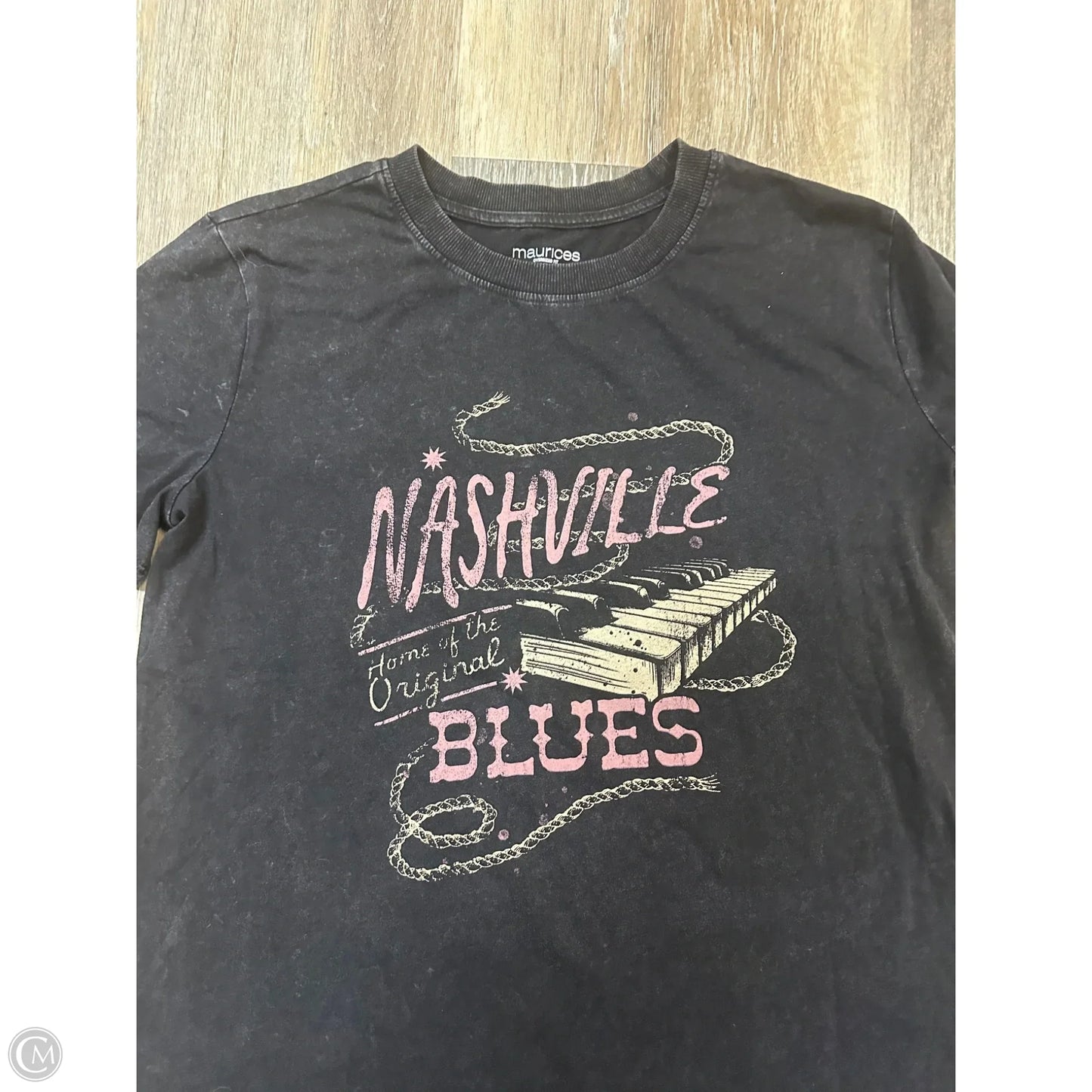 Top Short Sleeve By Maurices In Black, Size: S