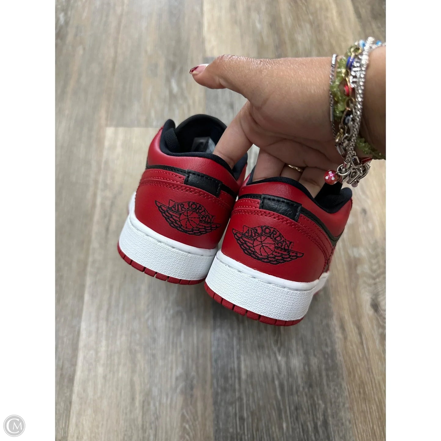 Shoes Luxury Designer By Jordan In Red, Size: 6