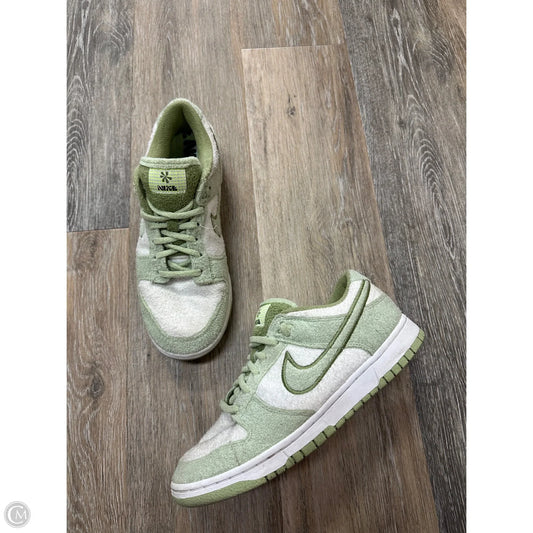 Shoes Sneakers By Nike In Green, Size: 9