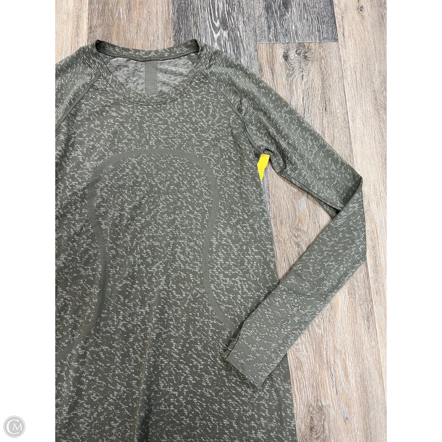 Athletic Top Long Sleeve Collar By Lululemon In Green, Size: 8
