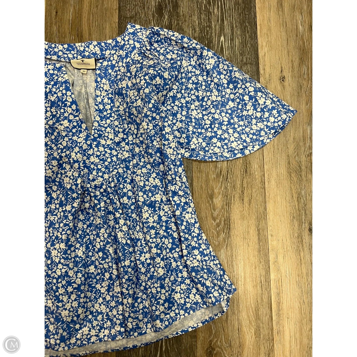 Blouse Short Sleeve By Tuckernuck In Blue, Size: Xs