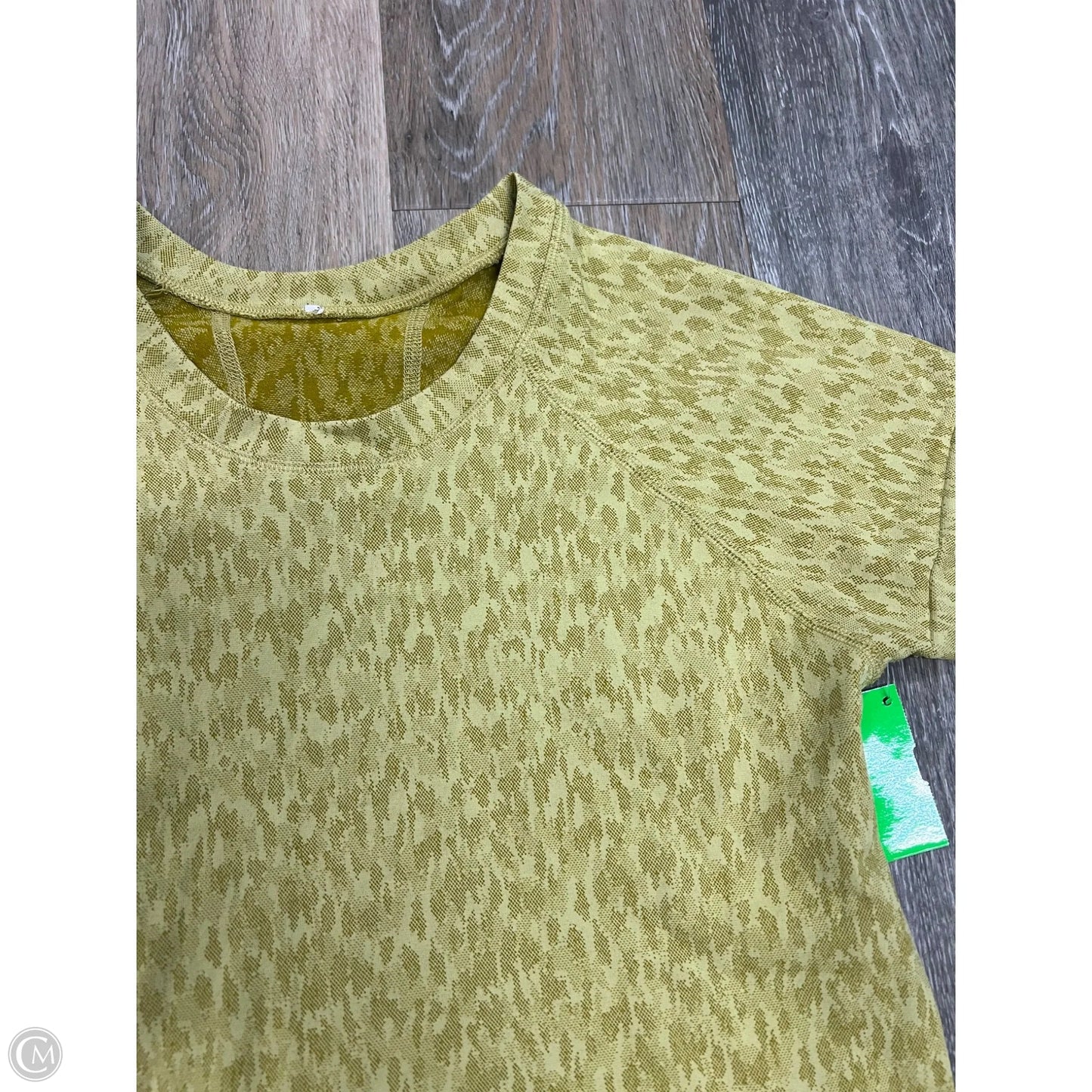 Athletic Top Short Sleeve By Lululemon In Green, Size: 4