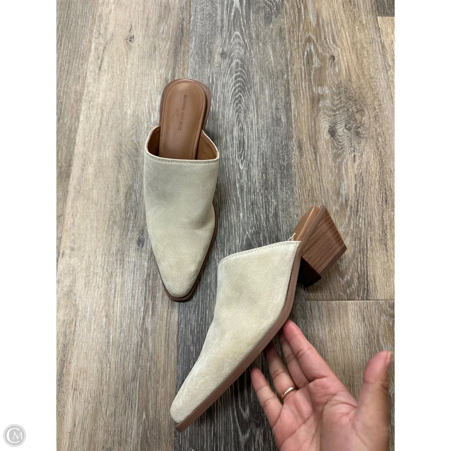 Shoes Heels Block By Banana Republic In Cream, Size: 7