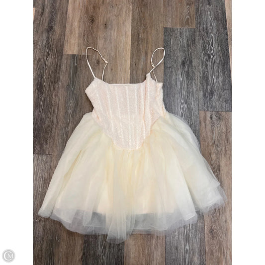 Dress Party Short By Oh Polly In Cream, Size: 8