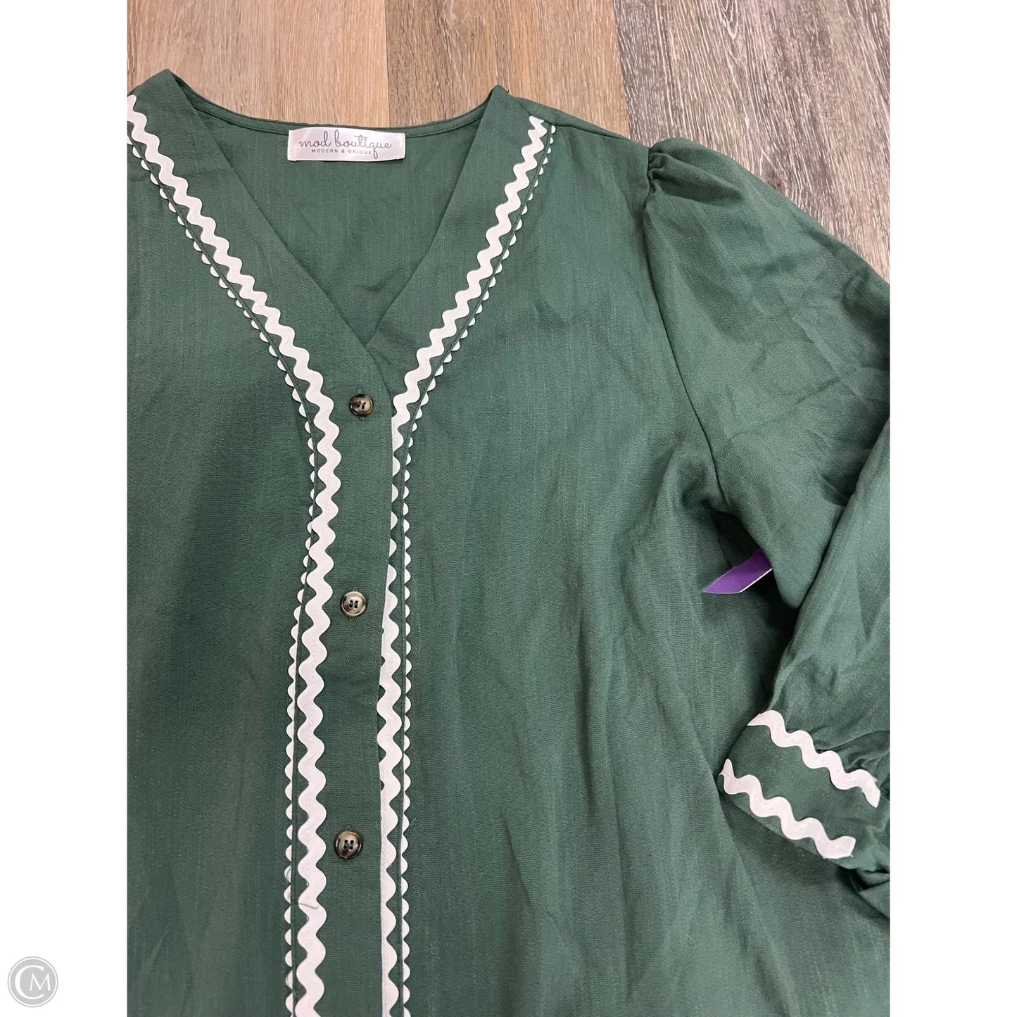-Dress Casual Short By Mod Boutique In Green, Size: Xl