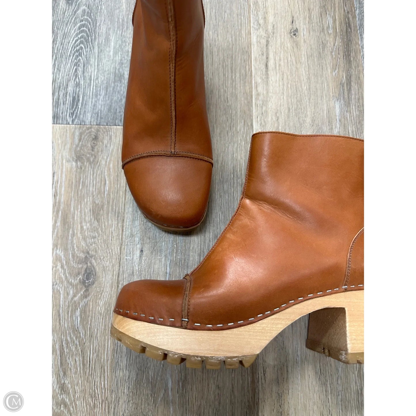 Boots Ankle Heels By Hasbeens In Tan, Size: 10