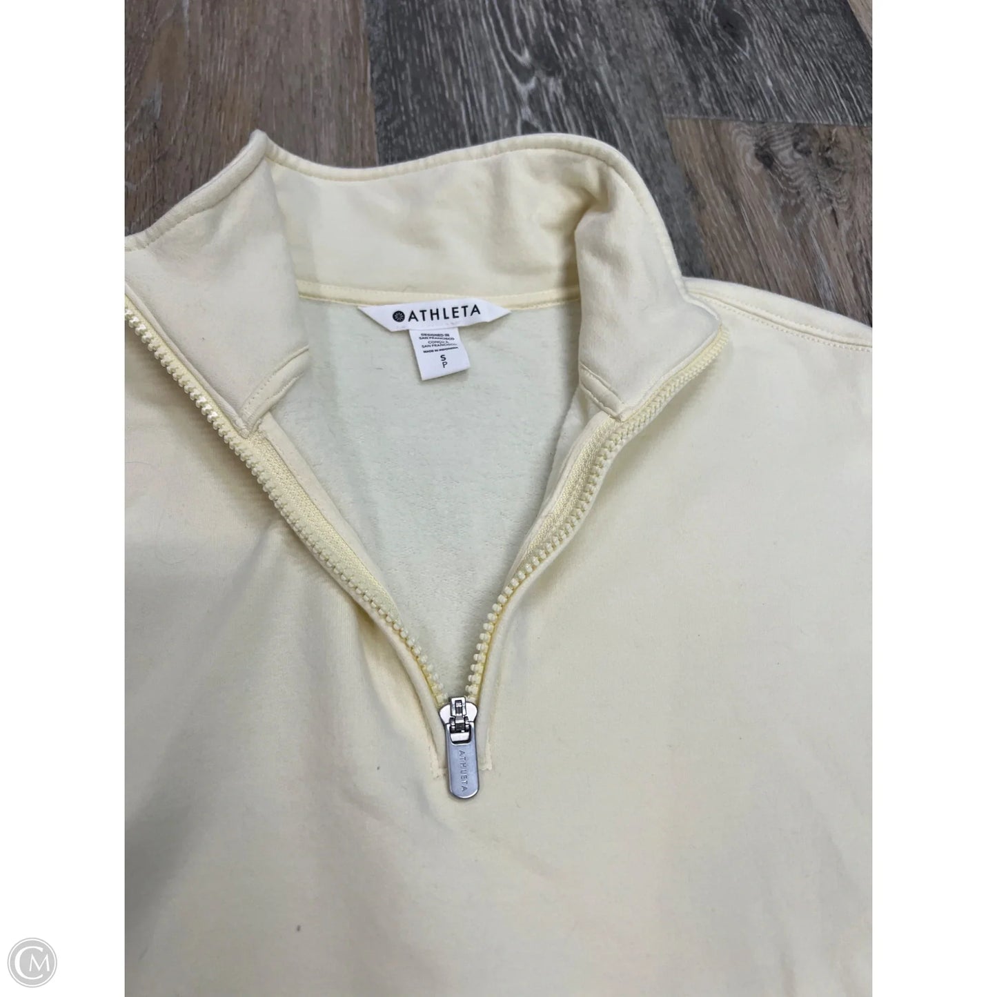 Athletic Top Long Sleeve Collar By Athleta In Yellow, Size: S