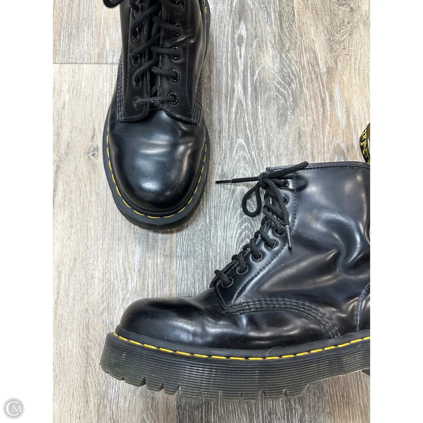 Boots Ankle Flats By Dr Martens In Black, Size: 9