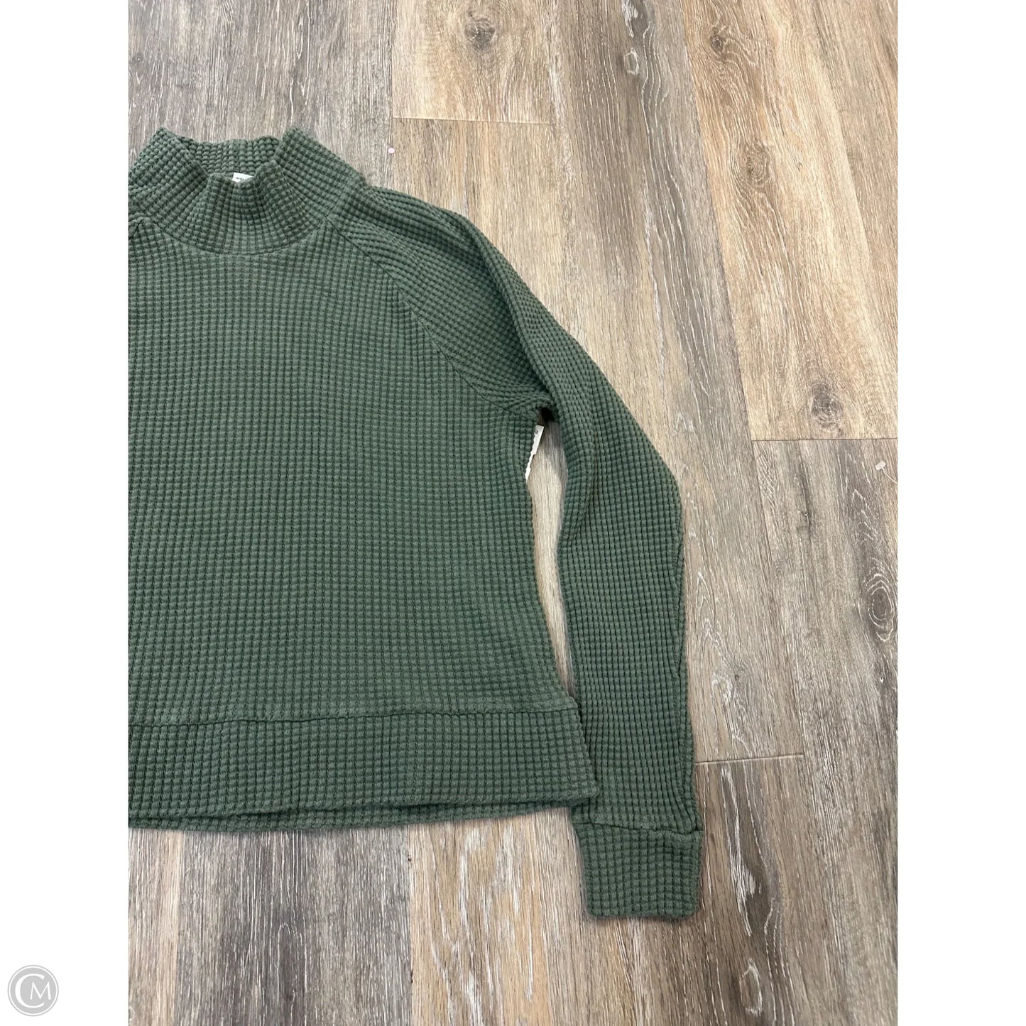 Athletic Top Long Sleeve Collar By The North Face In Green, Size: M