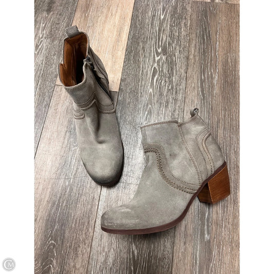 Boots Ankle Heels By Comfortiva In Tan, Size: 8.5