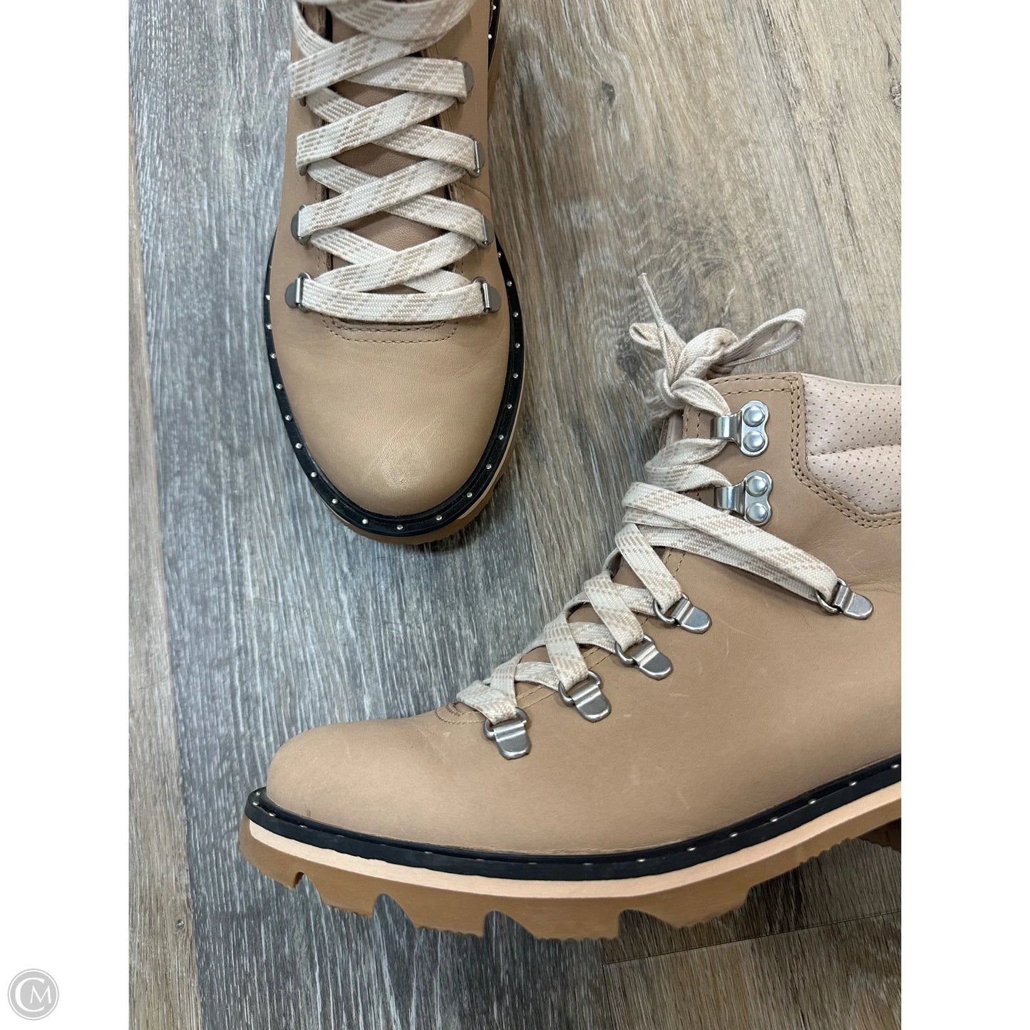 Boots Ankle Flats By Sorel In Cream, Size: 9.5