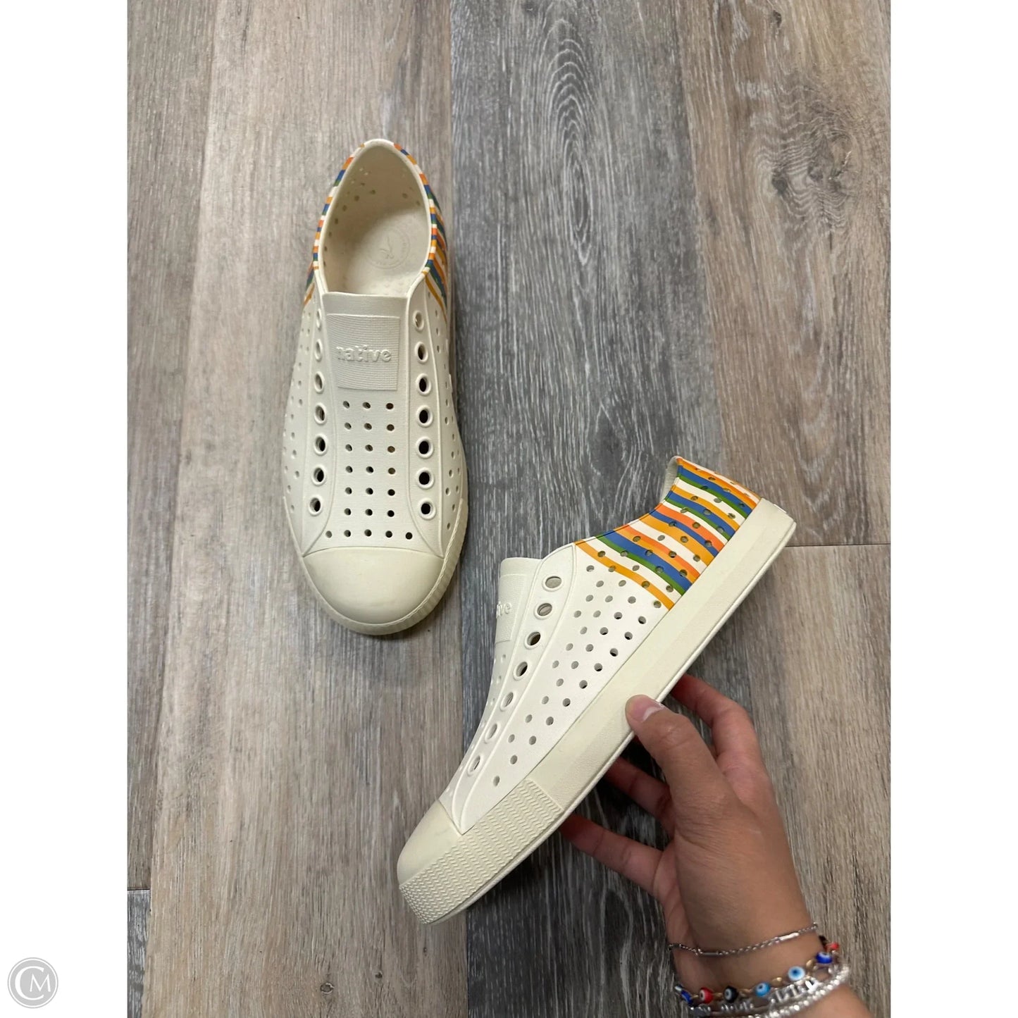 Shoes Flats By Native In Cream, Size: 7
