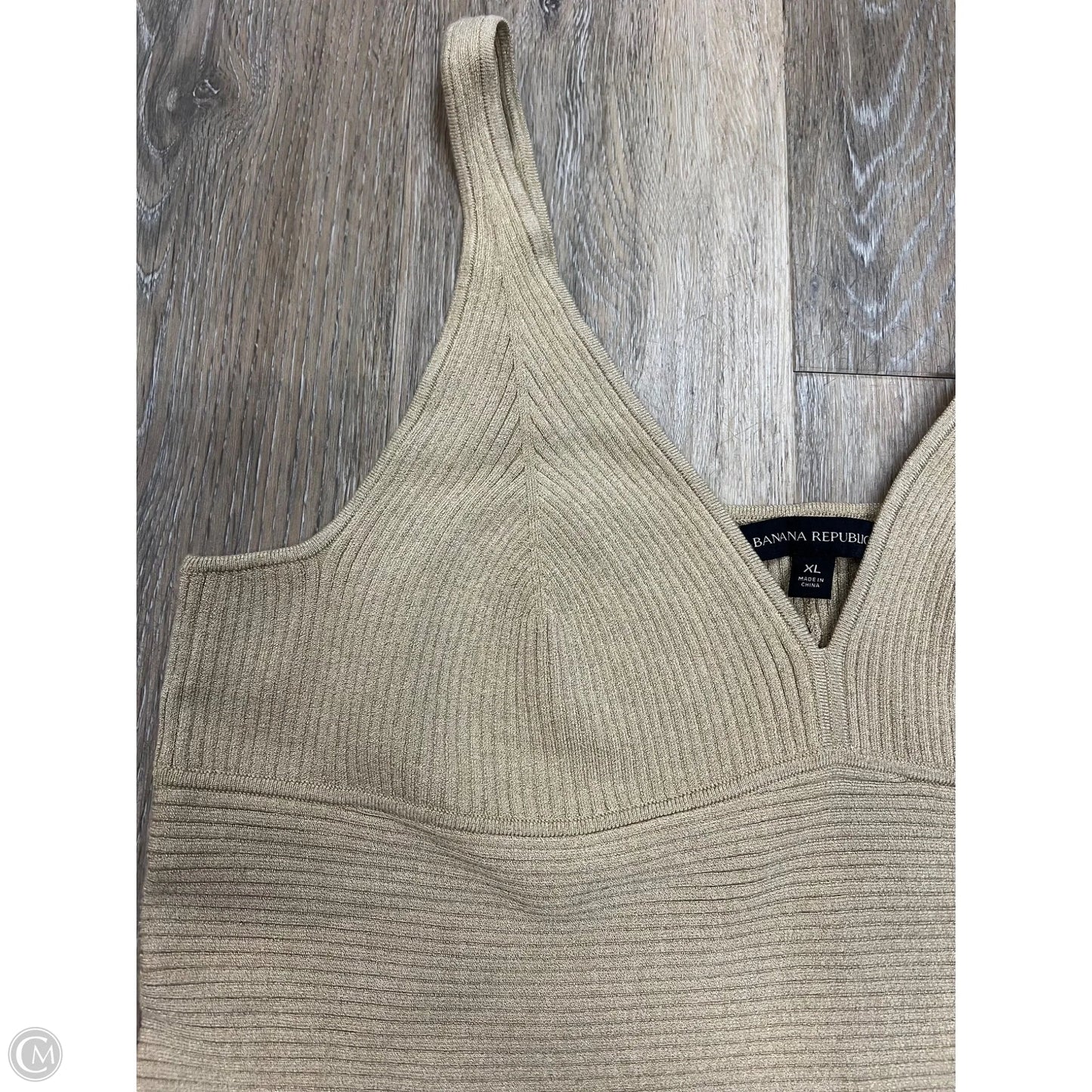 Top Sleeveless By Banana Republic In Gold, Size: Xl