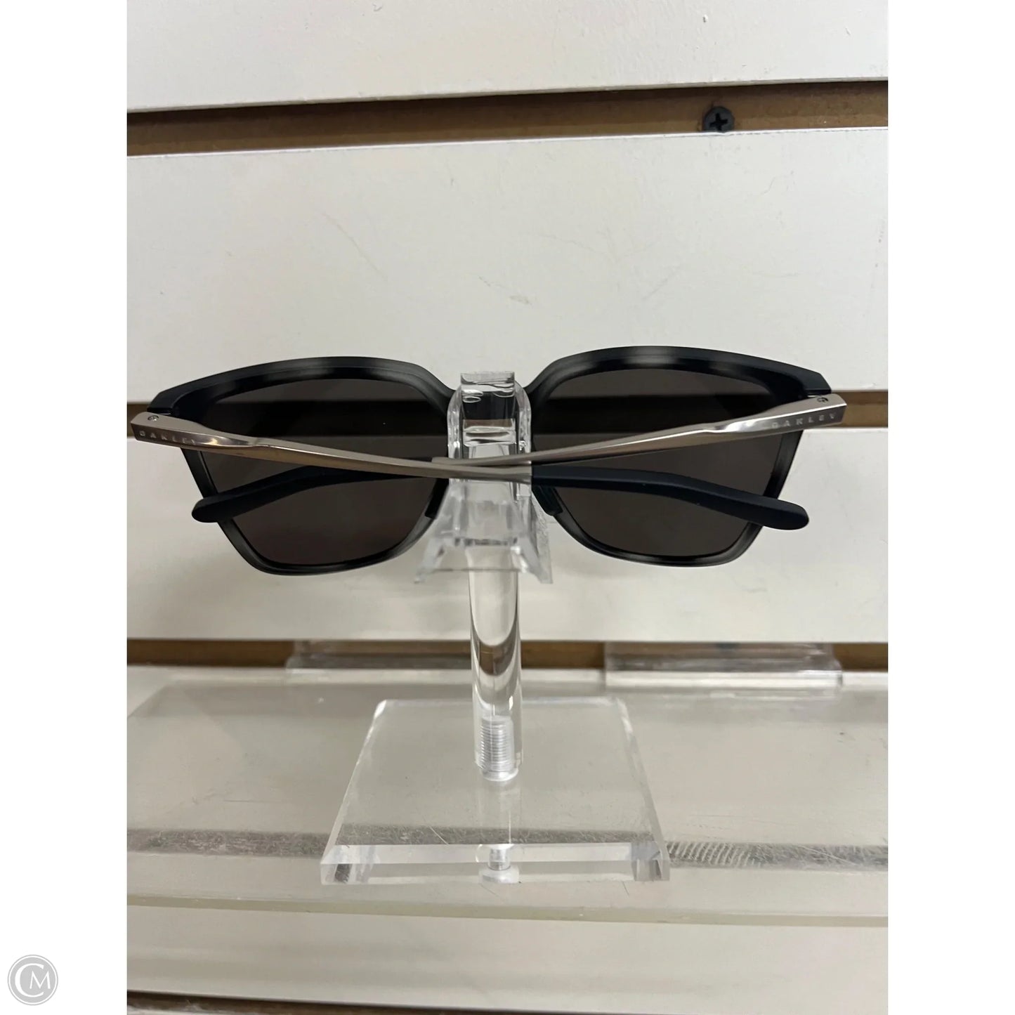 Sunglasses By Oakley, Size:
