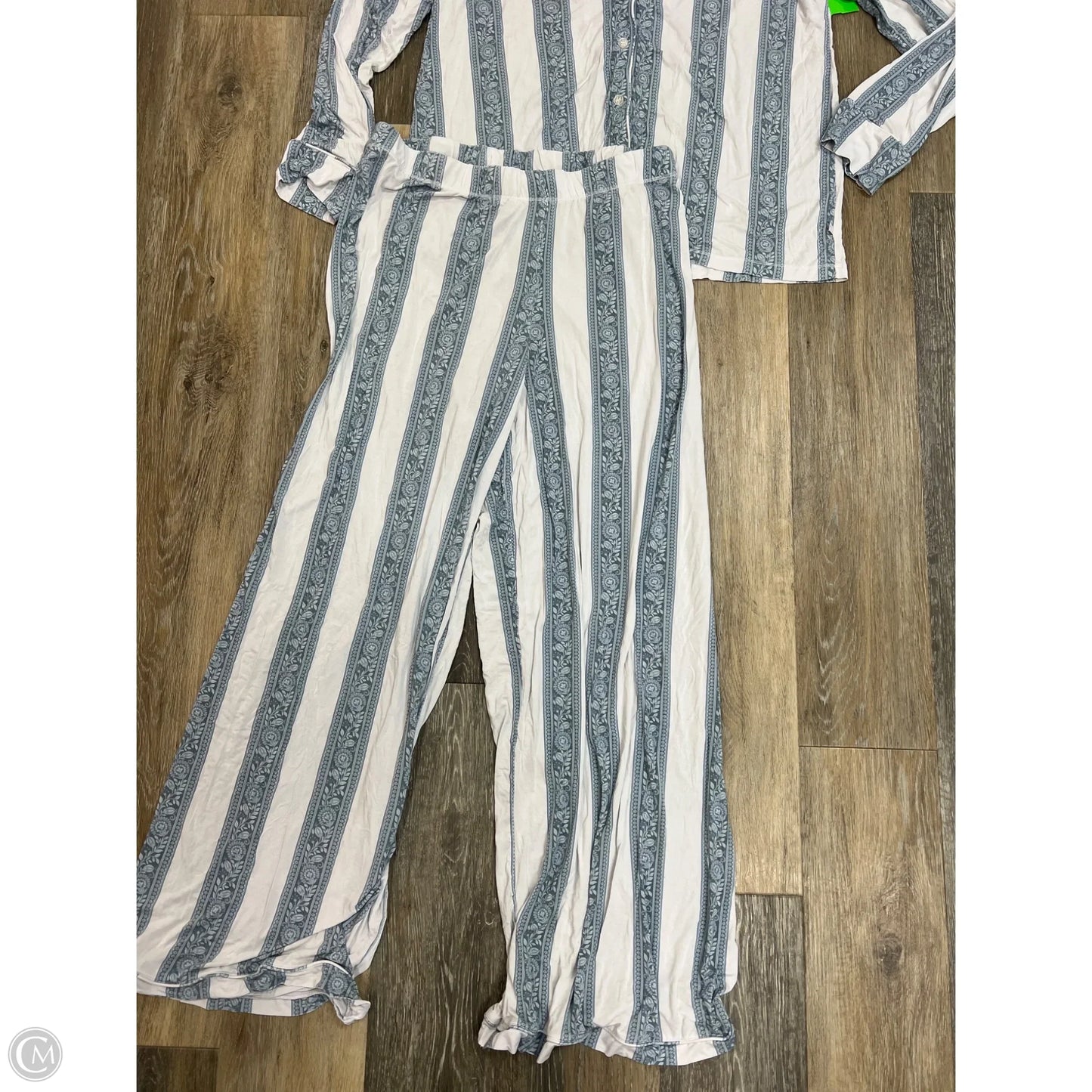 Pajamas 2pc By Goosebumps In Blue & White, Size: L