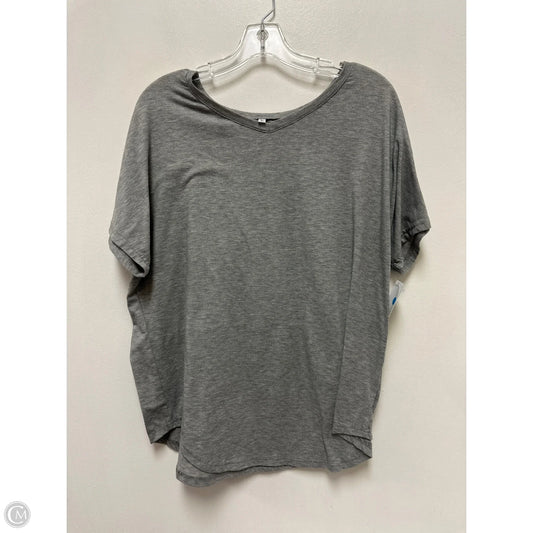 Top Short Sleeve Basic By Clothes Mentor In Grey, Size: L