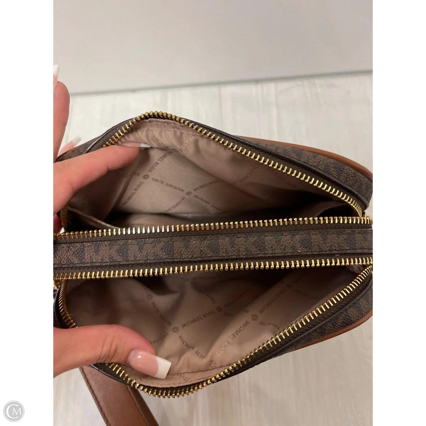 Wristlet Designer By Michael Kors, Size: Medium