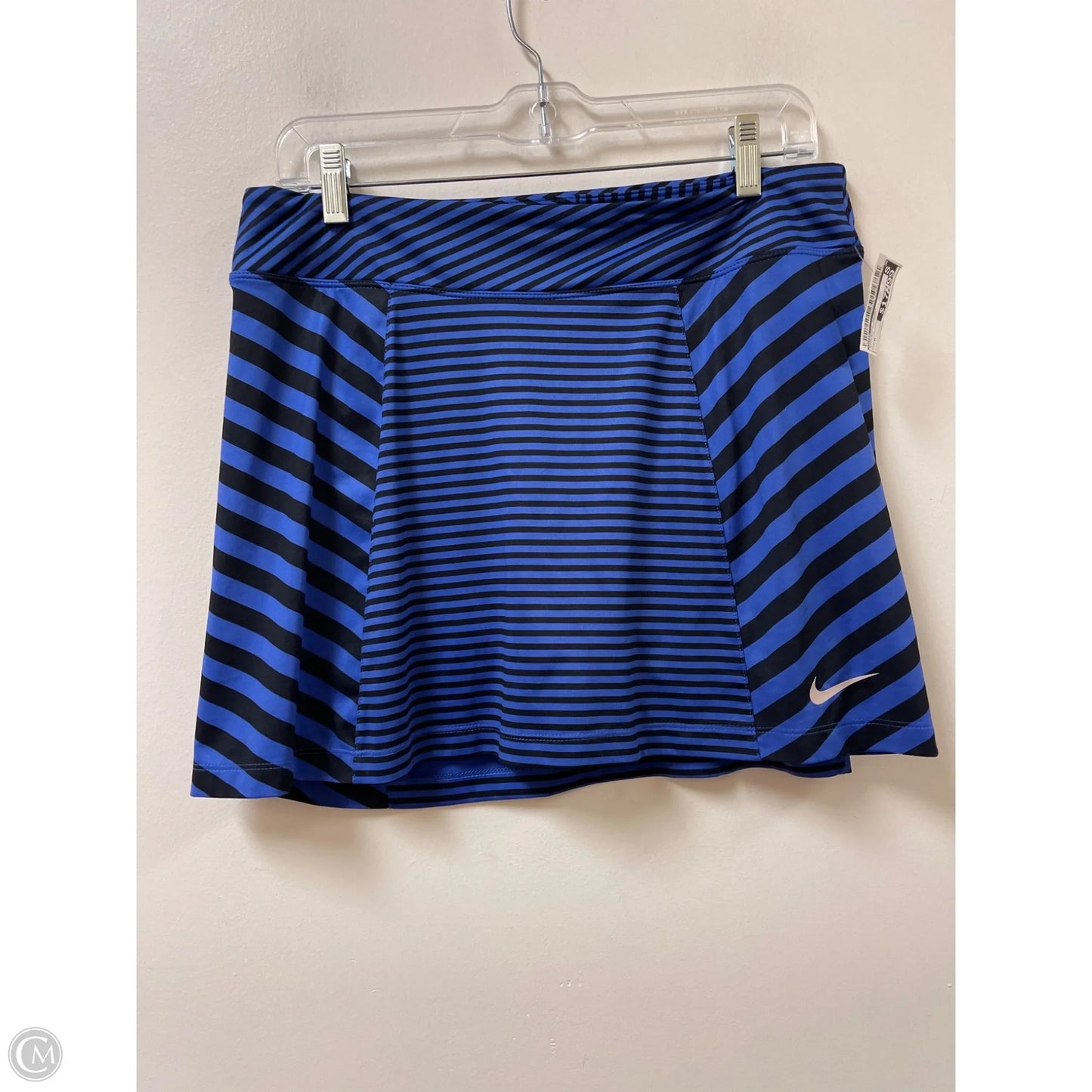 Athletic Skort By Nike In Striped Pattern, Size: M