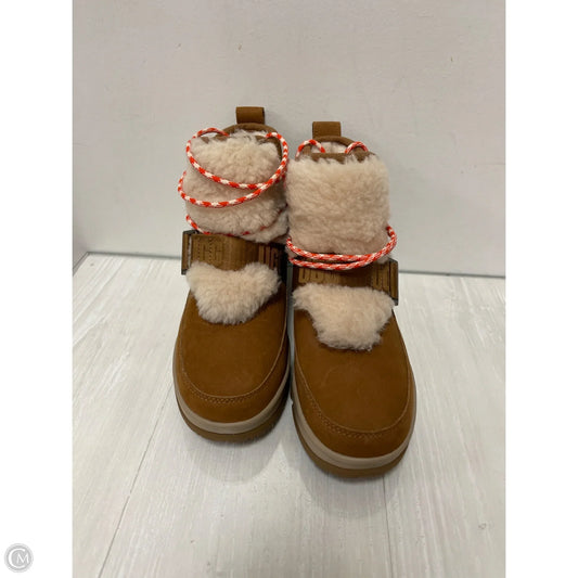 Boots Designer By Ugg In Brown, Size: 6