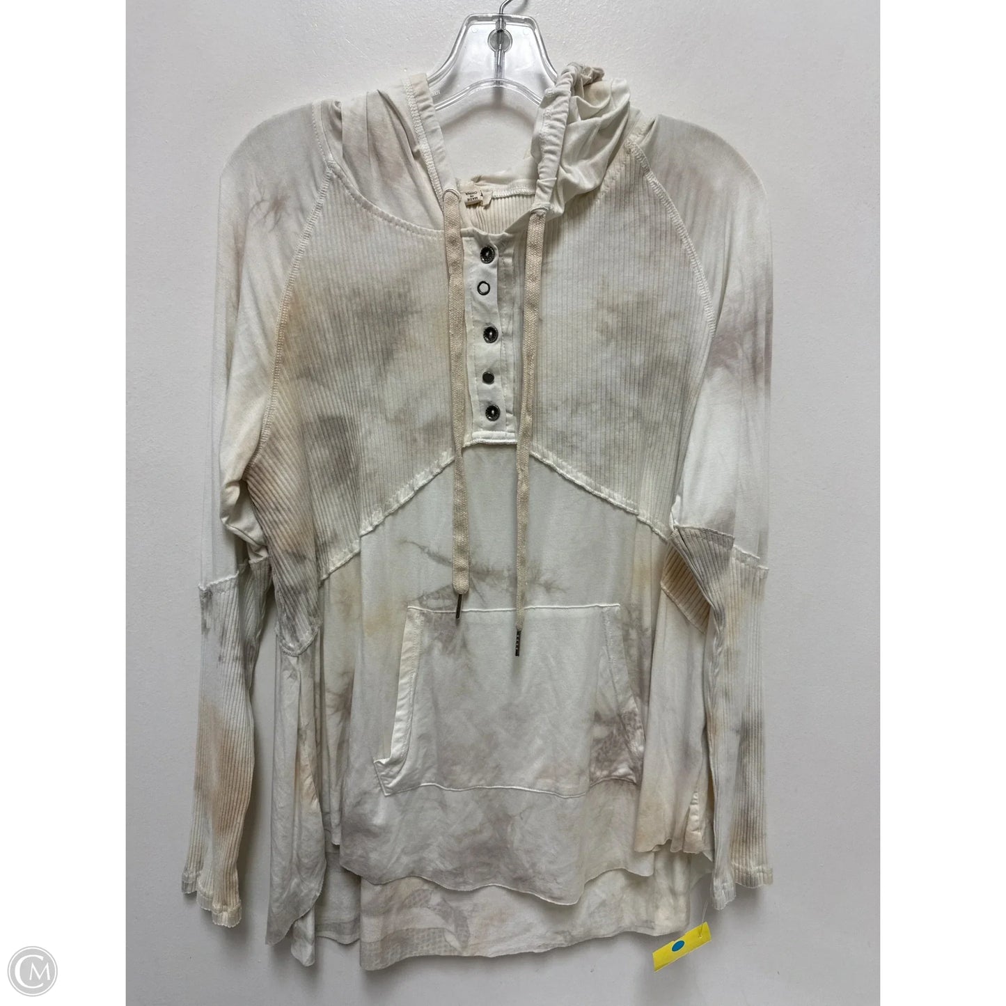 Top Long Sleeve By Pol In Cream, Size: M