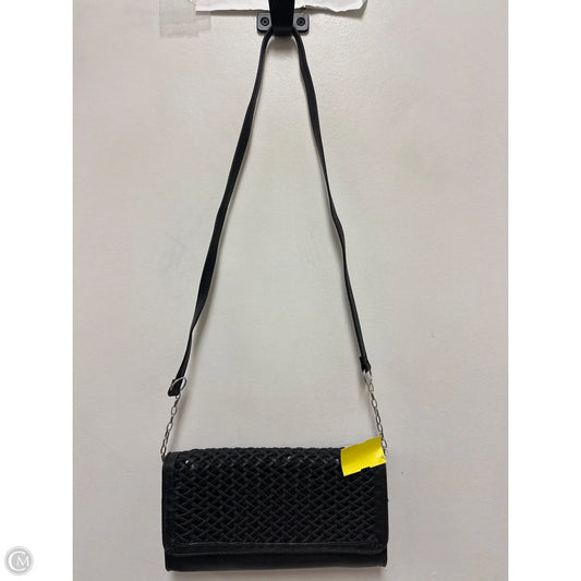 Clutch By Clothes Mentor, Size: Medium