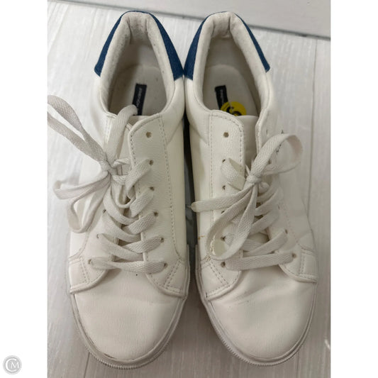 Shoes Sneakers By French Connection In White, Size: 9