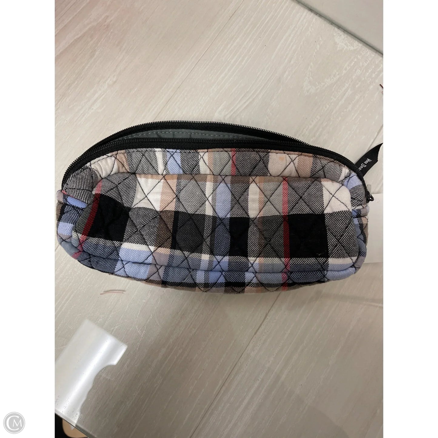 Makeup Bag By Vera Bradley, Size: Medium