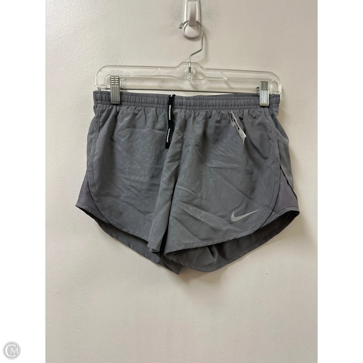 Athletic Shorts By Nike In Grey, Size: Xs