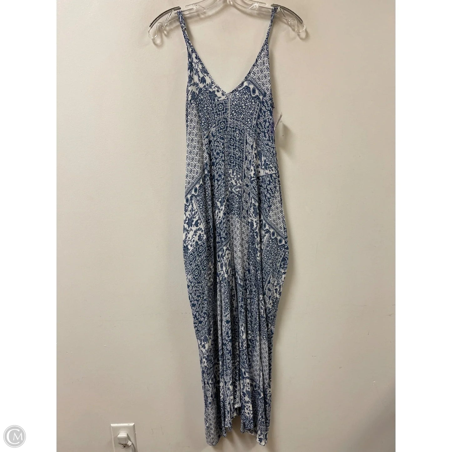 Dress Casual Maxi By Clothes Mentor In Blue & White, Size: S