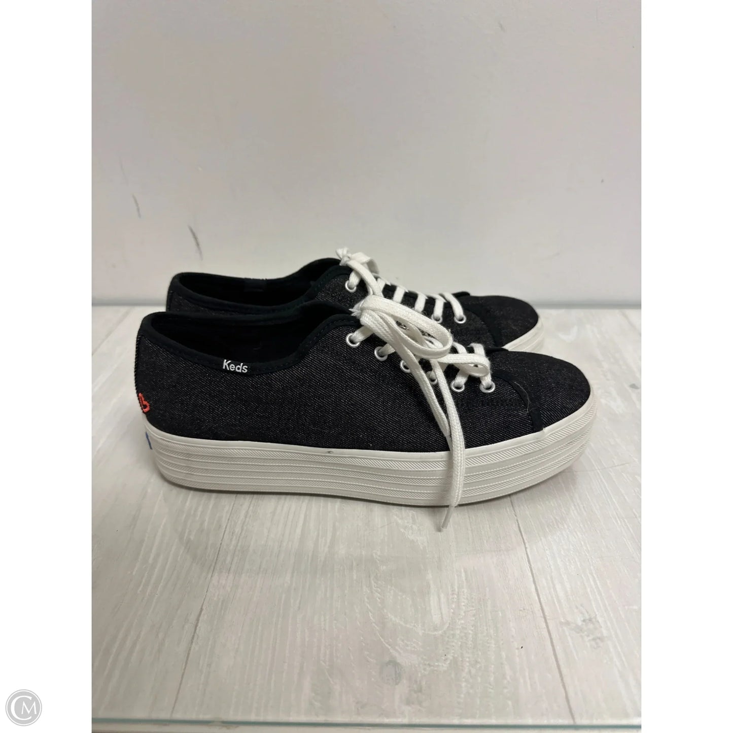 Shoes Sneakers By Keds In Black, Size: 11