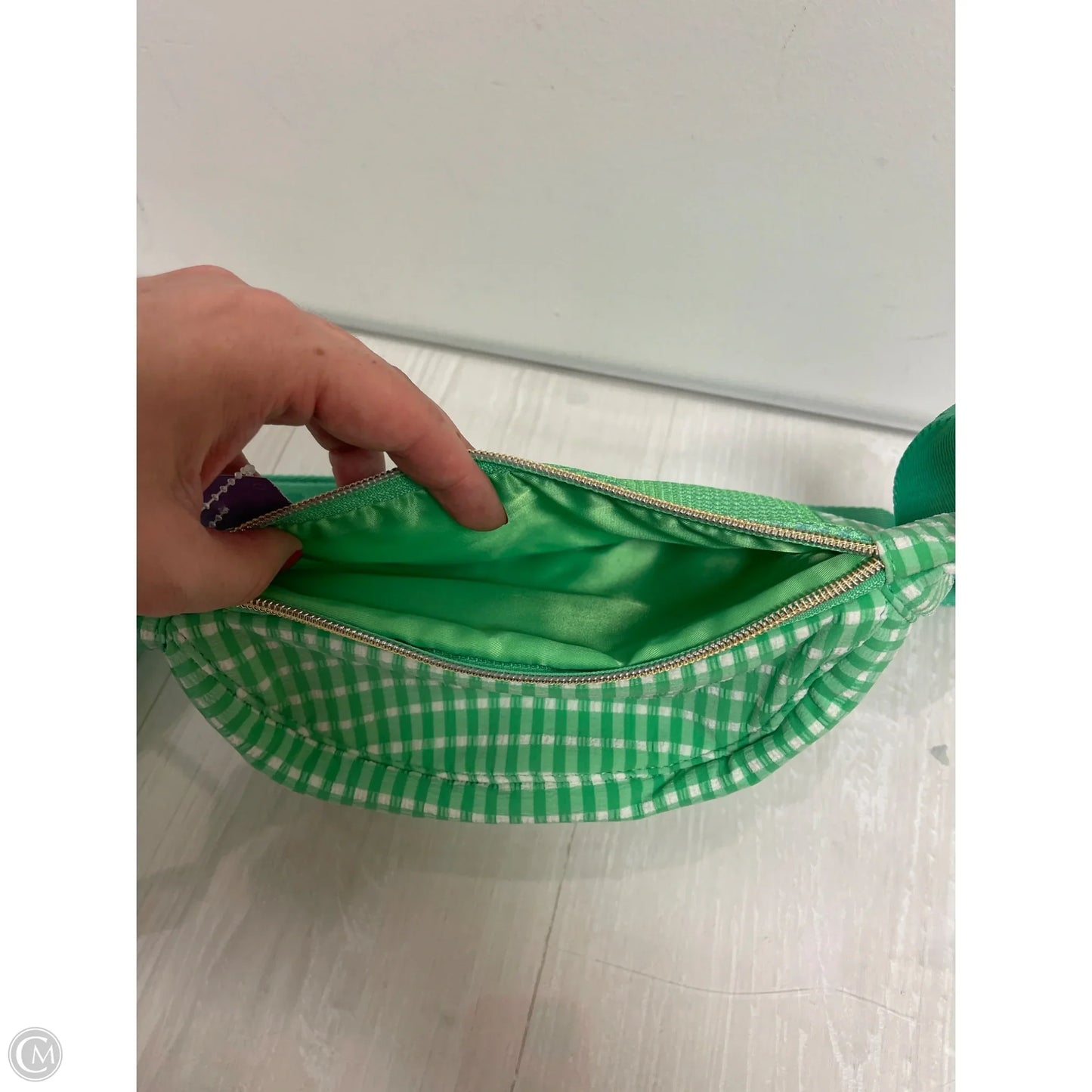 Belt Bag By Clothes Mentor, Size: Medium