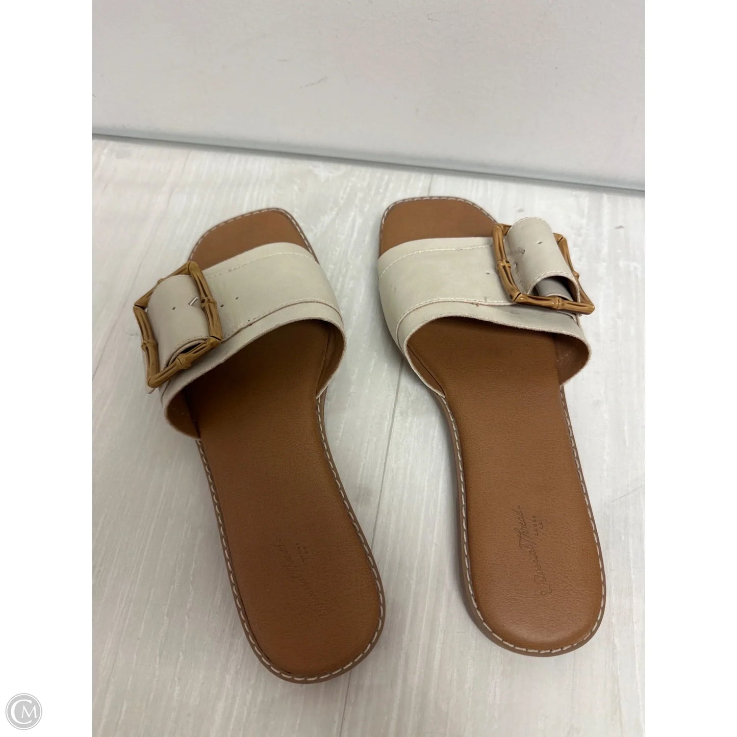 Sandals Flats By Universal Thread In Cream, Size: 7