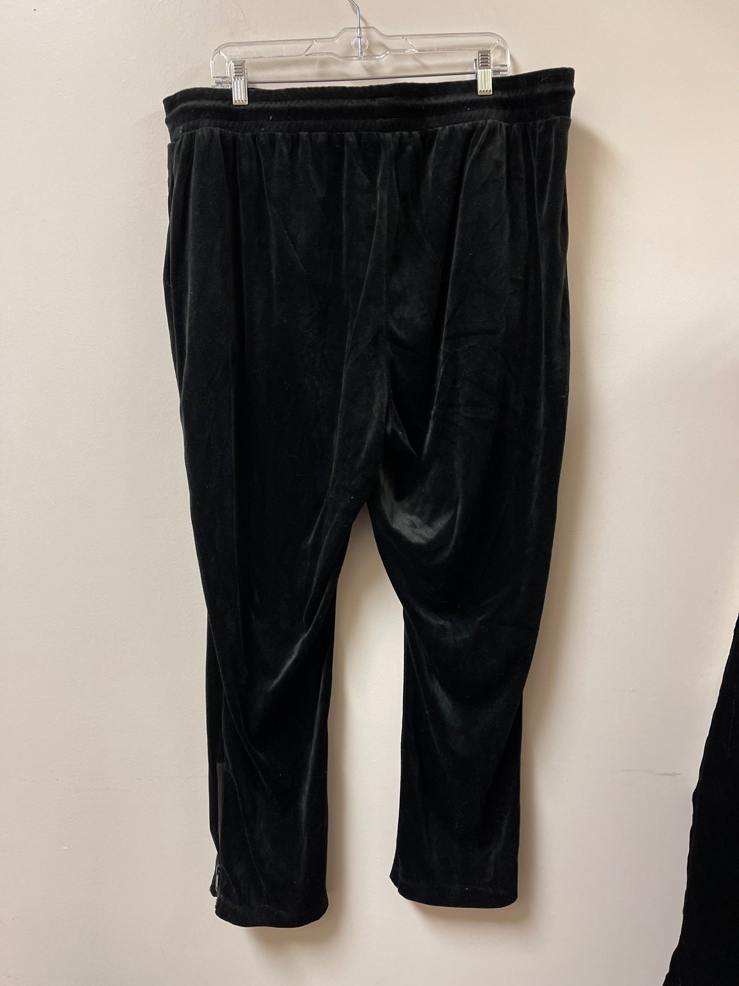 Pants Lounge By Ashley Stewart In Black, Size: 22