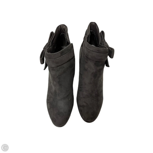 Boots Ankle Heels By Impo In Grey, Size: 9